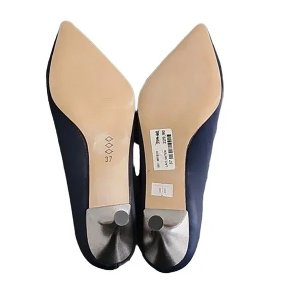 LA SCADA Navy Satin Pumps 37 7 Heels Jeweled Brooch Pointy Toe Euro Luxe - Picture 10 of 16